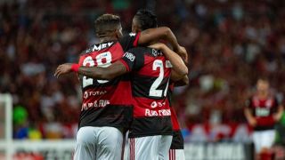 Flamengo fecha acordo com jogadores para redução de 25% dos salários