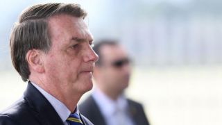 Presidente do STJ livra Bolsonaro de revelar exame de coronavírus