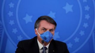 "Lamentamos os que nos deixaram", diz Bolsonaro sobre pandemia