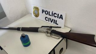 Granada de treinamento e espingarda são apreendidas pela Polícia Civil em Canoas