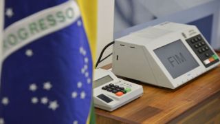 Barroso recebe presidentes da Câmara e do Senado para discutir eleição