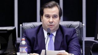 Maia diz ser preciso harmonia entre poderes e "preservar democracia"