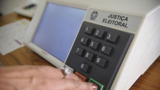 Lei da Ficha Limpa faz dez anos