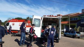 Em Camaquã, duas pessoas ficam feridas em acidente no bairro Olaria