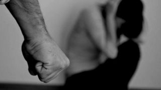 No Rio Grande do Sul, Polícia Civil lança cartilha para mulheres vítimas de violência registrarem ocorrências pela internet