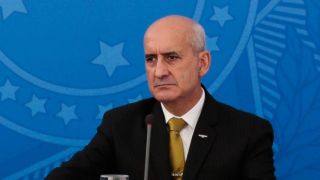 Bolsonaro nunca pregou golpe, diz Ramos, alertando oposição a não "esticar corda"