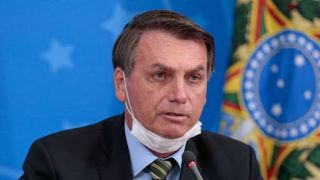 Bolsonaro se reúne com ministros para explicar abrigo de Queiroz por seu advogado