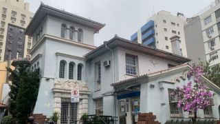 Quadrilha assalta agência bancária no bairro Independência, em Porto Alegre