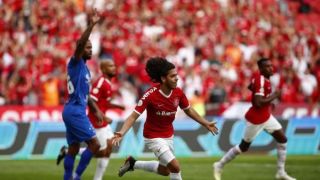 Com gols de Nonato, Guerrero e Moledo, Inter vence o Cruzeiro no Beira-Rio