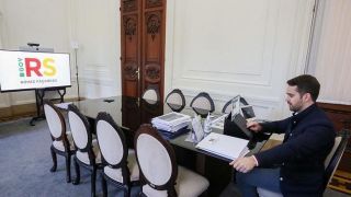 Aliados divergem de estratégia do governo para conter pandemia
