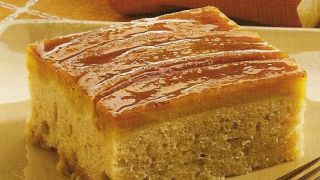 Bolo de banana com canela