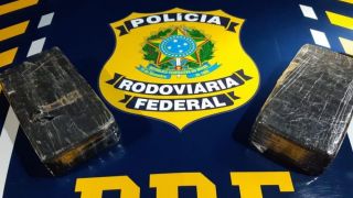 Casal é preso com drogas durante operação da Polícia Rodoviária Federal e Polícia Federal em Pelotas