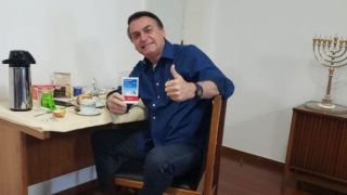 Bolsonaro diz que novo teste deu negativo para coronavírus