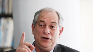 Ciro Gomes diz que Lula é “enganador profissional” e “defunto eleitoral”