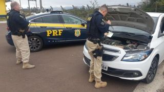 Carro roubado há quatro anos é recuperado durante fiscalização da polícia em Torres